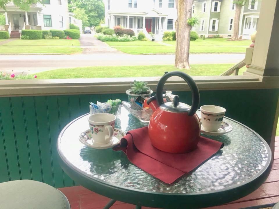 Trimmer House Bed And Breakfast Penn Yan Exteriér fotografie